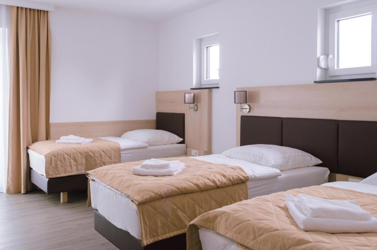Glindower Alpen Pension Werder  Ngoại thất bức ảnh